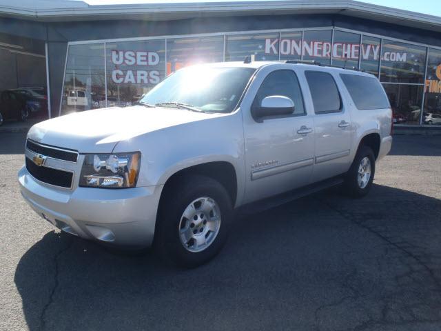 Photo of 2010 Chevrolet Suburban