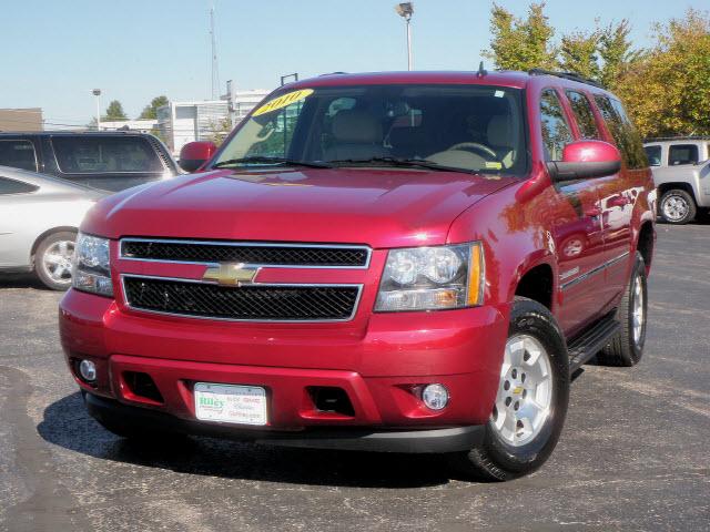 Photo of 2010 Chevrolet Suburban