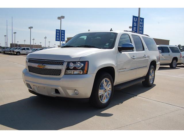Photo of 2010 Chevrolet Suburban