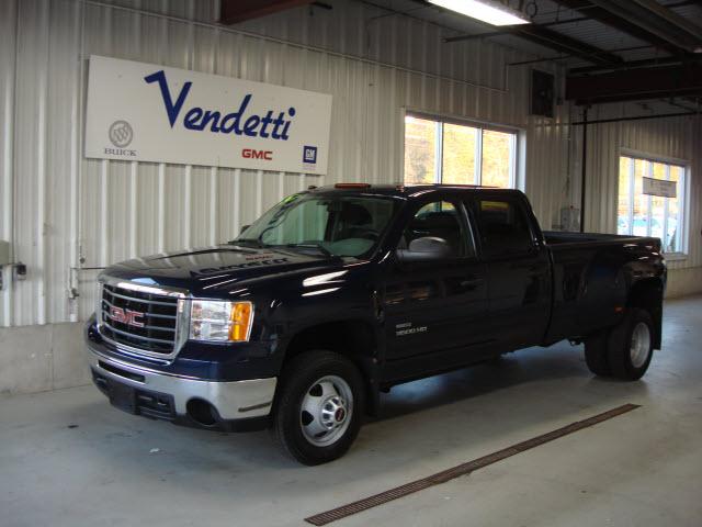 Photo of 2010 GMC Sierra 3500HD