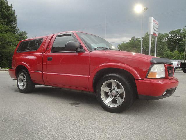 Photo of 2001 GMC Sonoma