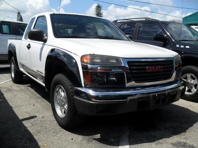 Photo of 2004 GMC Canyon
