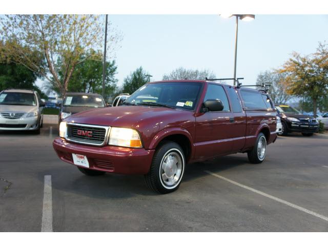 Photo of 2003 GMC Sonoma