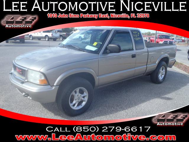 Photo of 2002 GMC Sonoma