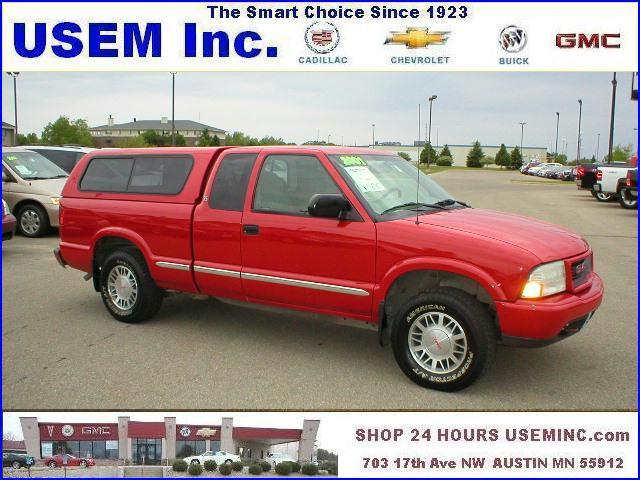 Photo of 2001 GMC Sonoma