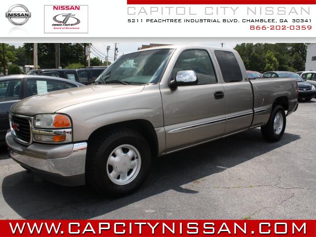 Photo of 2000 GMC Sierra 1500