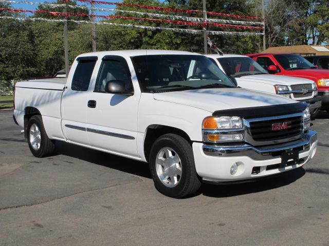 Photo of 2006 GMC Sierra 1500