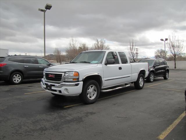 Photo of 2004 GMC Sierra 1500