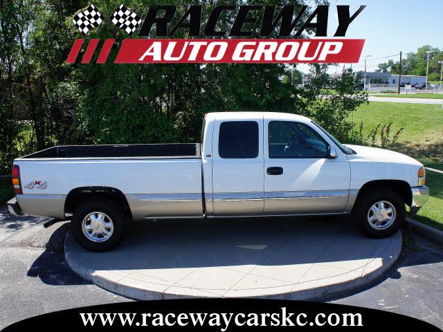 Photo of 2000 GMC Sierra 1500