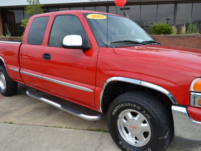 Photo of 2000 GMC Sierra 1500