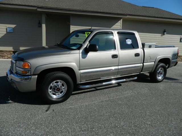 Photo of 2003 GMC Sierra 1500