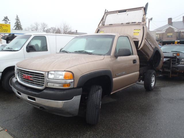 Photo of 2002 GMC Sierra 2500HD
