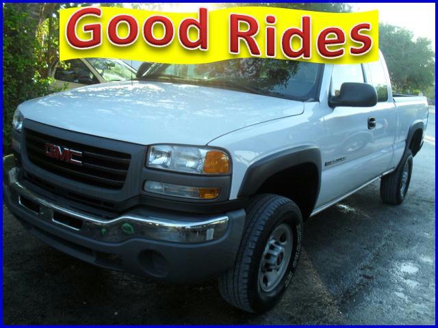 Photo of 2006 GMC Sierra 2500HD