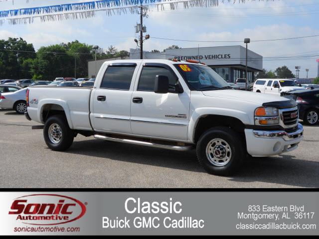 Photo of 2005 GMC Sierra 2500HD