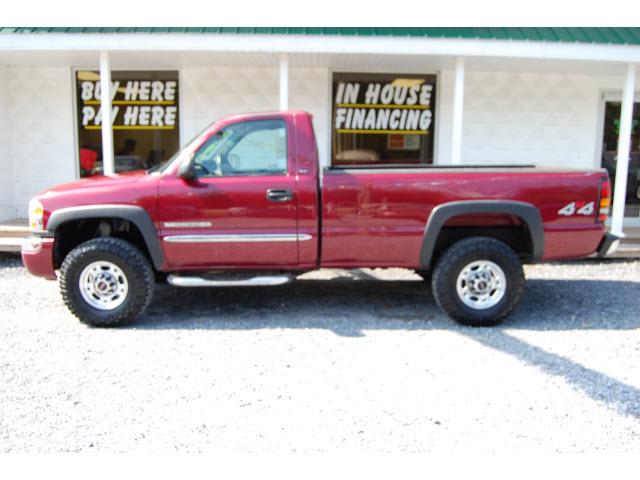 Photo of 2005 GMC Sierra 2500HD