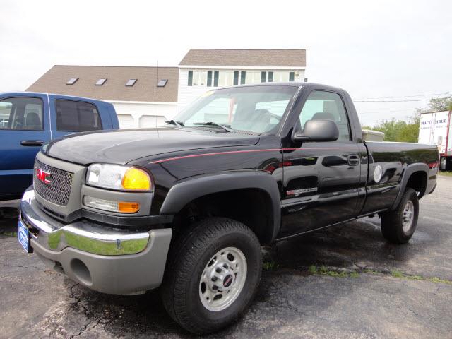 Photo of 2006 GMC Sierra 2500HD