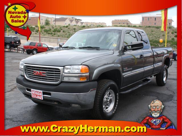 Photo of 2002 GMC Sierra 2500HD