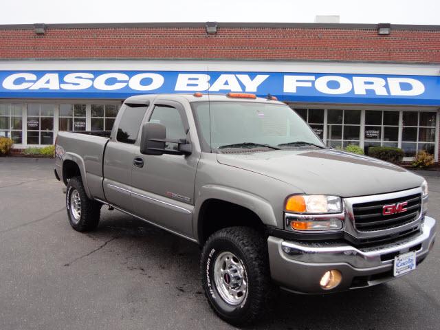 Photo of 2006 GMC Sierra 2500HD