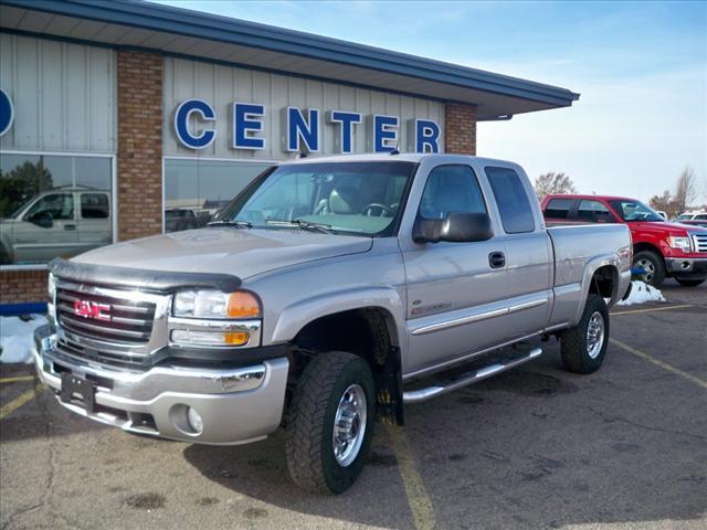 Photo of 2004 GMC Sierra 2500HD