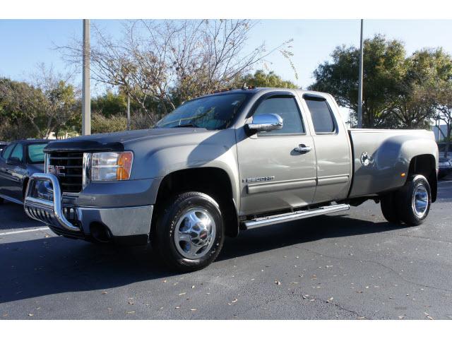 Photo of 2008 GMC Sierra 3500HD