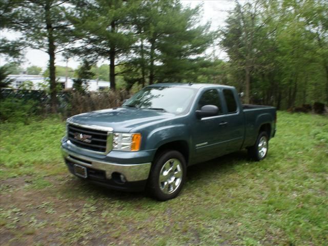 Photo of 2011 GMC Sierra 1500