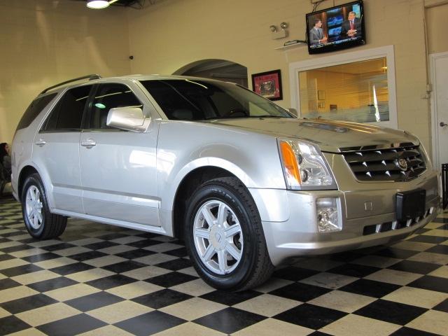 Photo of 2004 Cadillac SRX