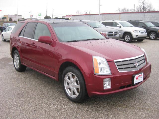 Photo of 2005 Cadillac SRX
