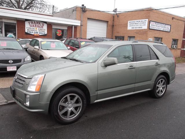 Photo of 2004 Cadillac SRX