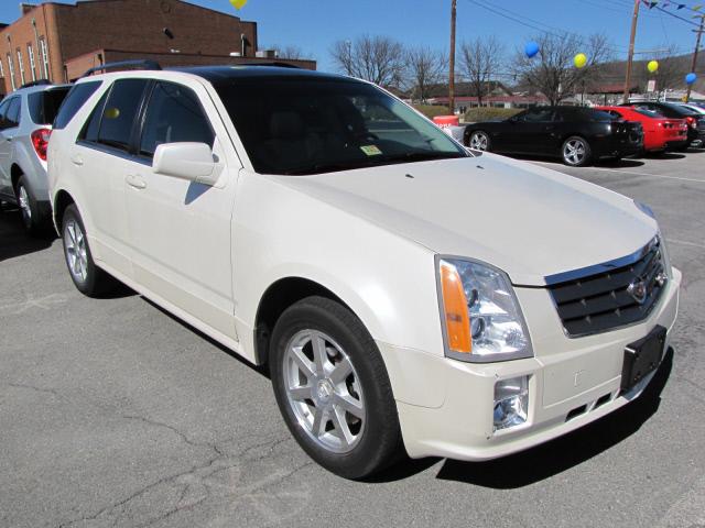 Photo of 2005 Cadillac SRX