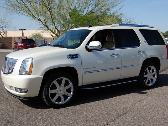 Photo of 2009 Cadillac Escalade Hybrid