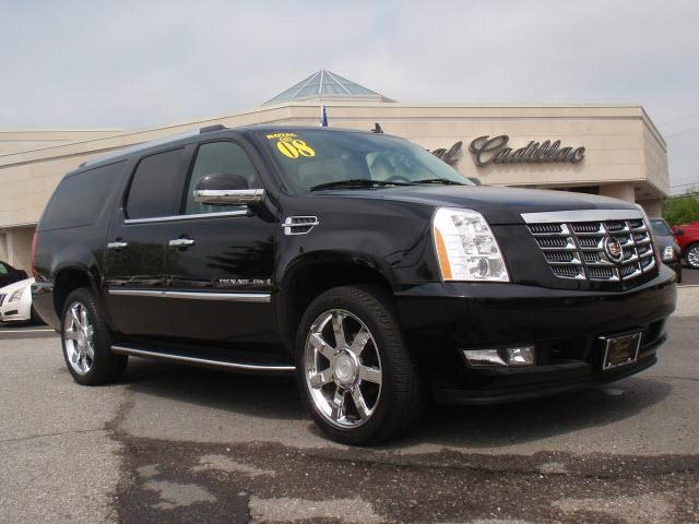 Photo of 2008 Cadillac Escalade ESV