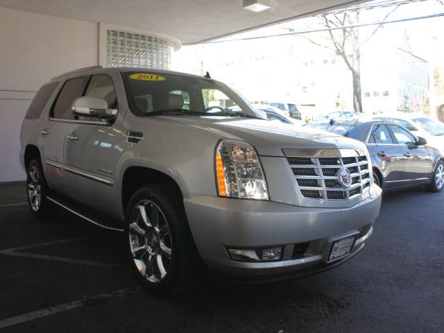 Photo of 2011 Cadillac Escalade