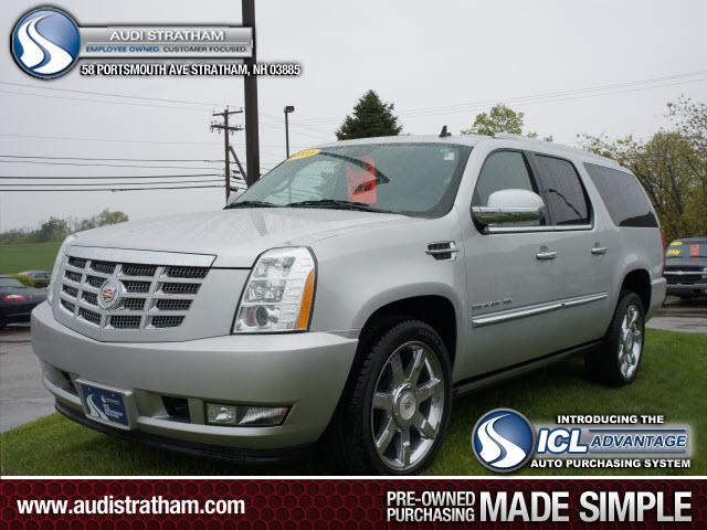 Photo of 2011 Cadillac Escalade ESV