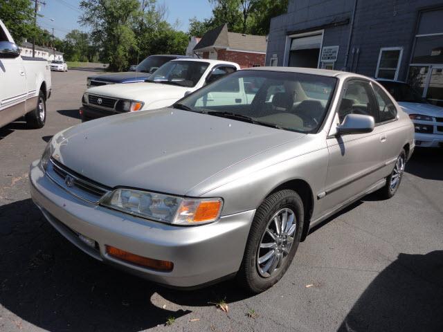 Photo of 1996 Honda ACCORD