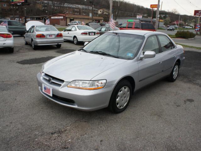 Photo of 2000 Honda Accord
