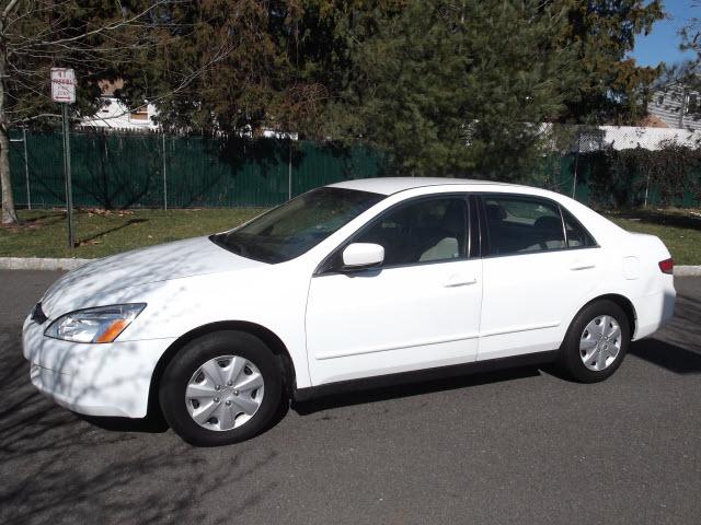 Photo of 2004 Honda Accord
