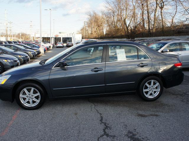 Photo of 2004 Honda Accord