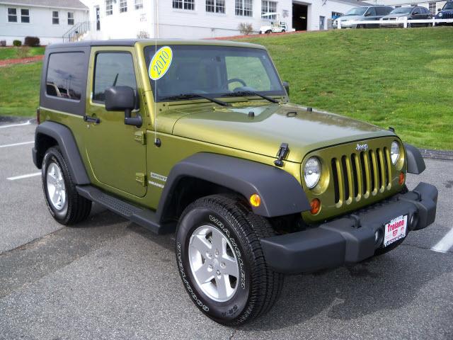 Photo of 2010 Jeep Wrangler