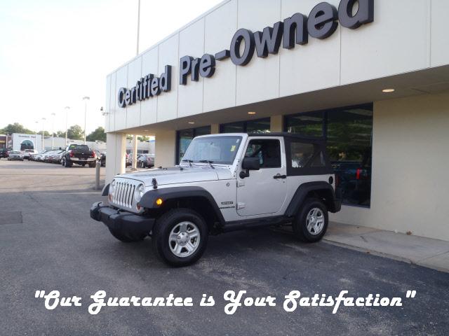 Photo of 2010 Jeep Wrangler