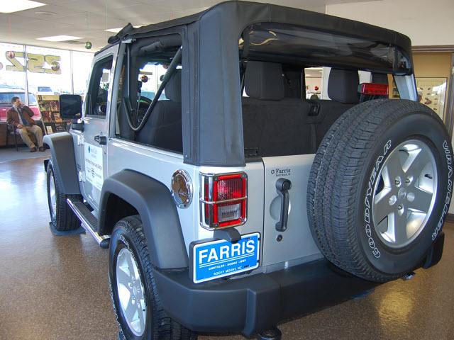 Photo of 2011 Jeep Wrangler