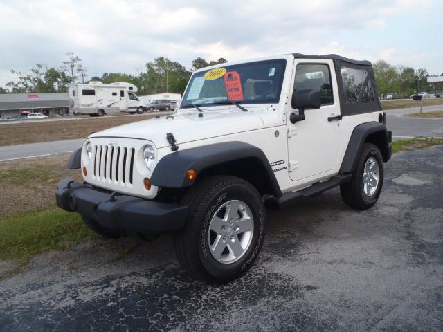 Photo of 2010 Jeep Wrangler