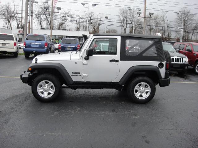 Photo of 2010 Jeep Wrangler