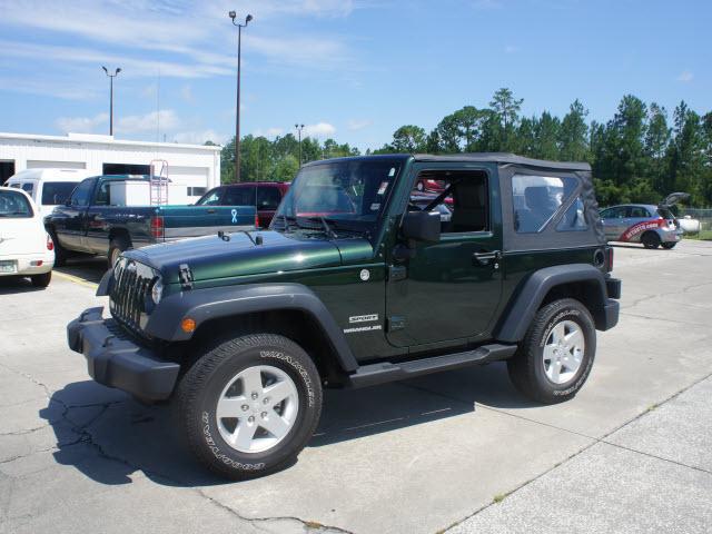 Photo of 2010 Jeep Wrangler