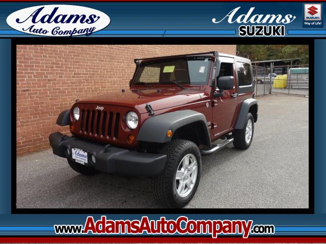 Photo of 2010 Jeep Wrangler