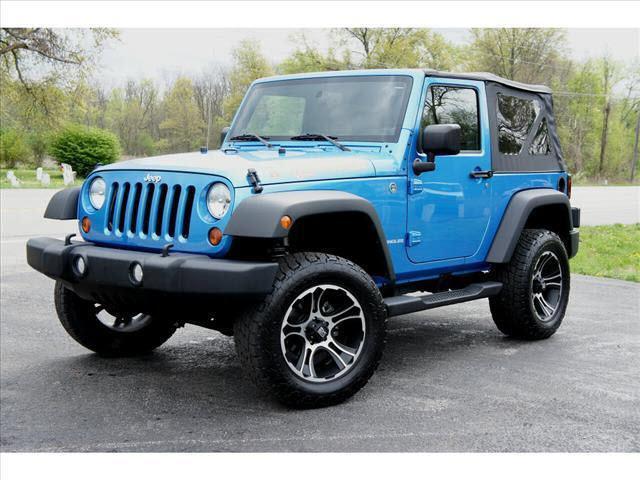 Photo of 2010 Jeep Wrangler