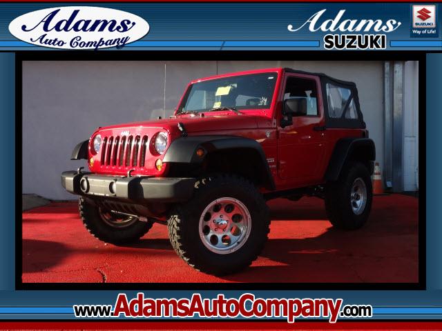 Photo of 2011 Jeep Wrangler