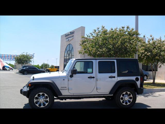 Photo of 2011 Jeep Wrangler Unlimited