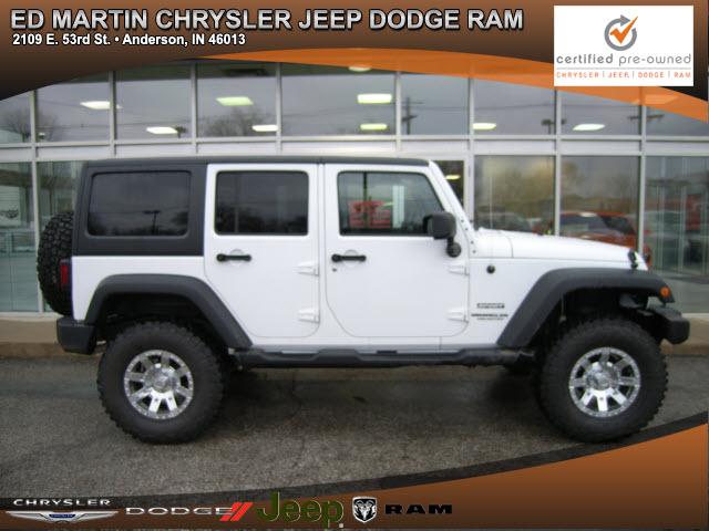 Photo of 2011 Jeep Wrangler Unlimited