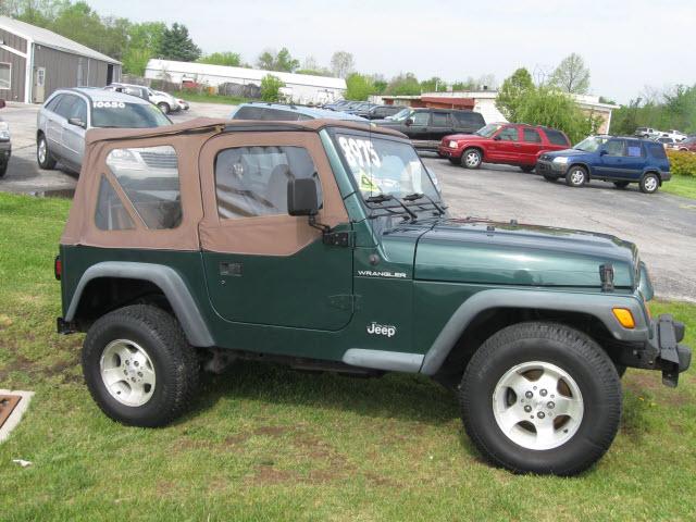 Photo of 2000 Jeep Wrangler