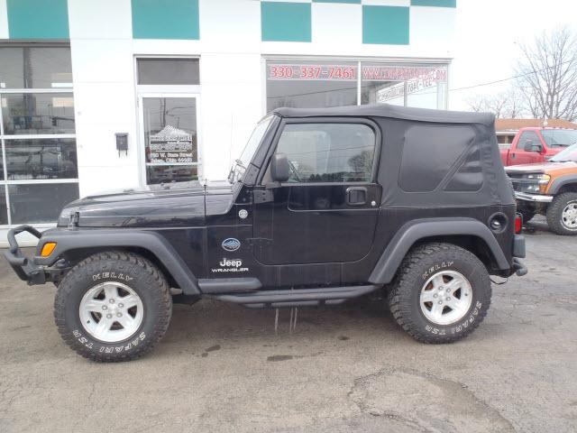 Photo of 2005 Jeep Wrangler
